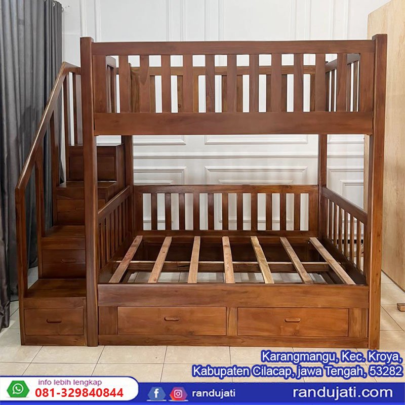 DIPAN KAYU 120 TINGKAT